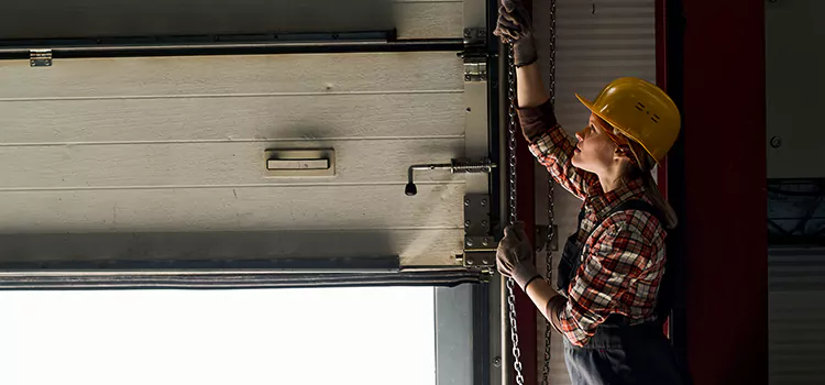 Addressing Common Garage Door Stoppage Issues in Pensacola, FL